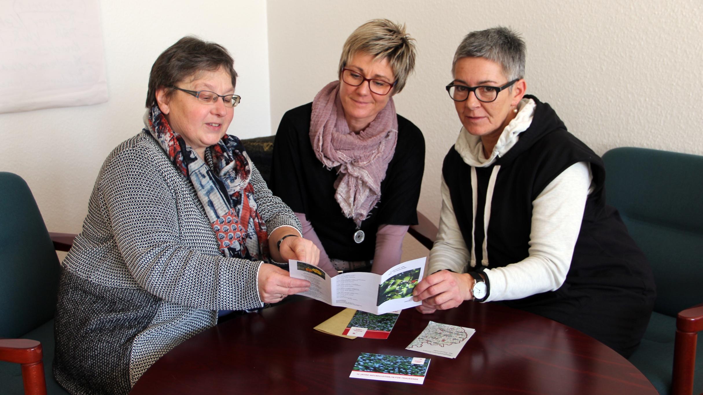 Petra Schweisthal, Martina Thomé und Christiane Stahl (vlnr.)