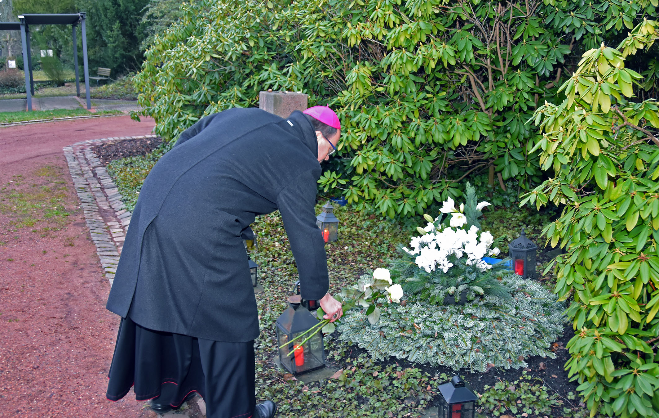 WilliGraf Geb Bischof Grab dh