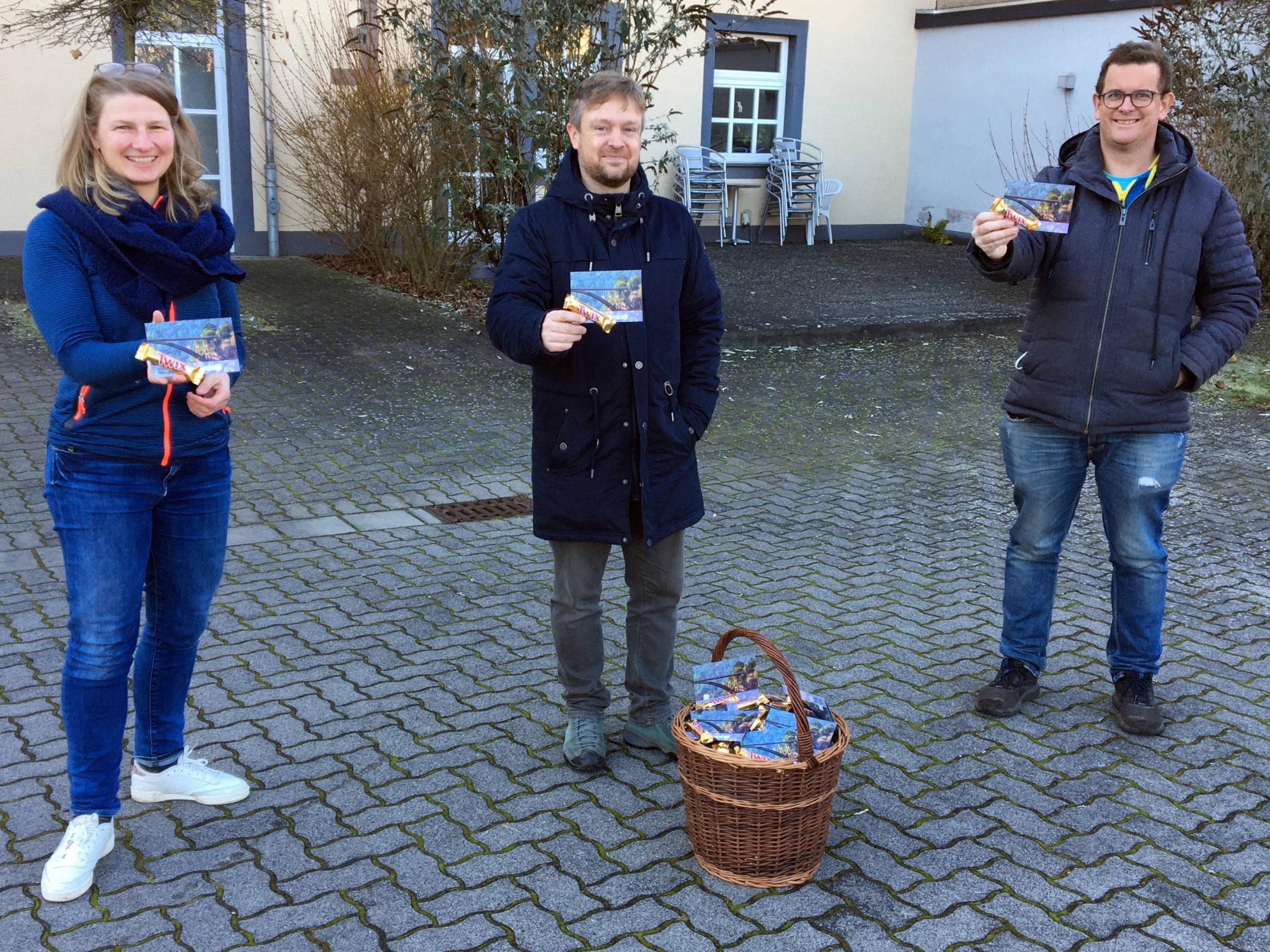 Elisabeth Zenner, Jörg Koch und Oliver Serwas (v. links) vom Missionarischen Team Koblenz. Foto: Julia Fröder