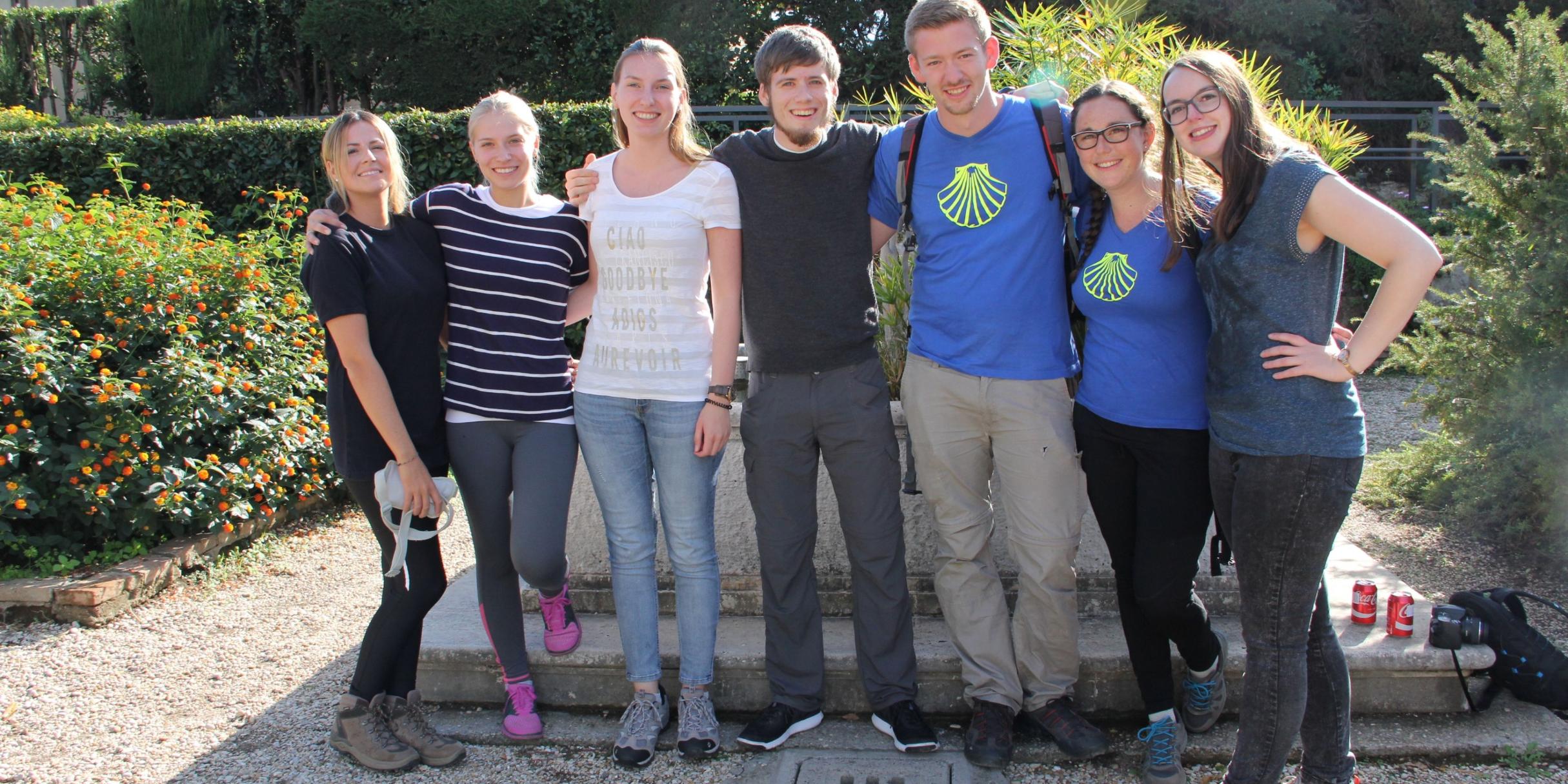 Die Lehramtsanwärter: Elena Zenner, Hanna Simon, Katharina Rollinger, Andreas Nuber, Matthias Storb, Luisa Maurer, Franziska Keller (von links)