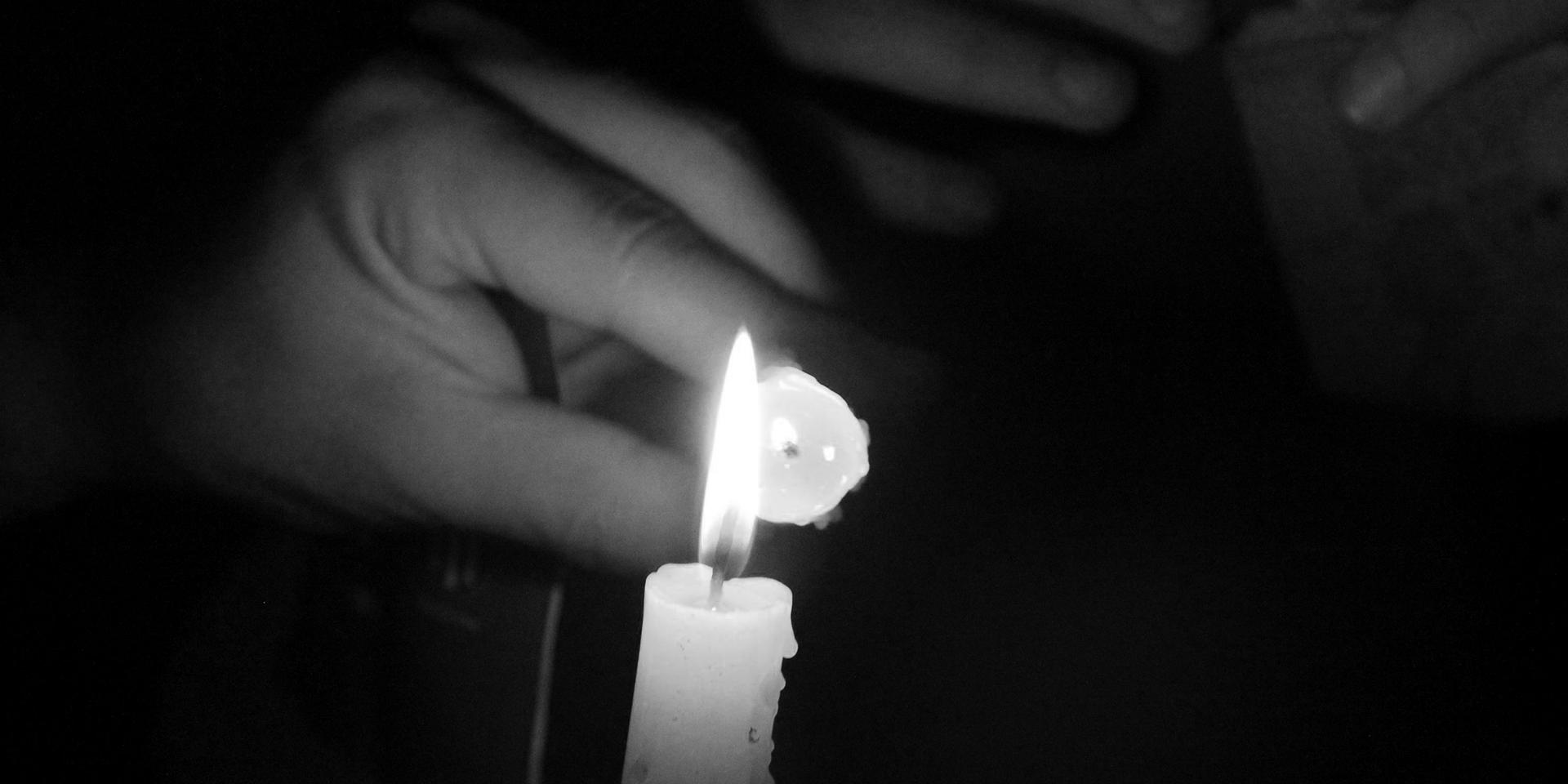 Kerze schwarzweiß
