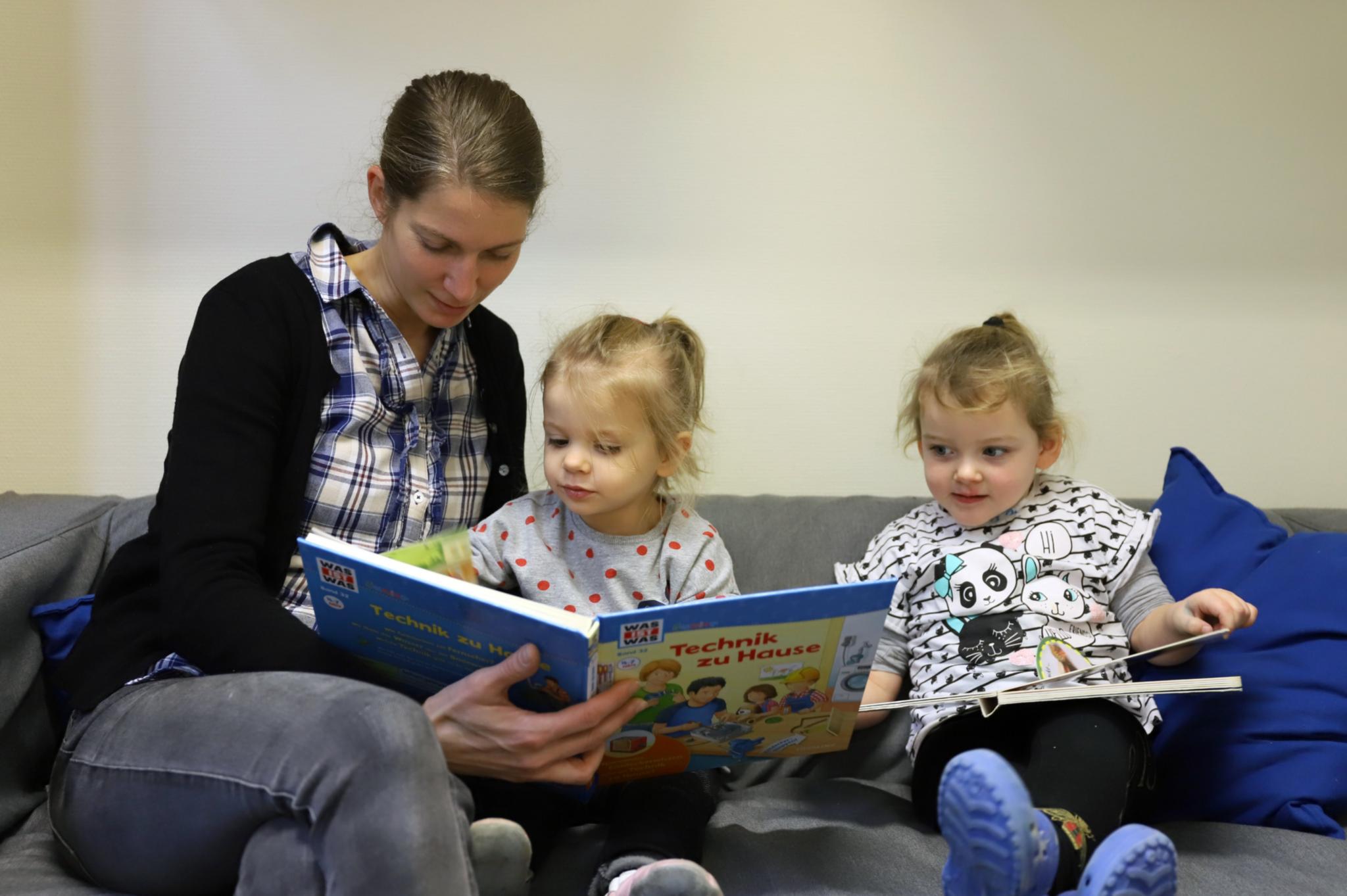 Zusammen lesen in der Leseecke