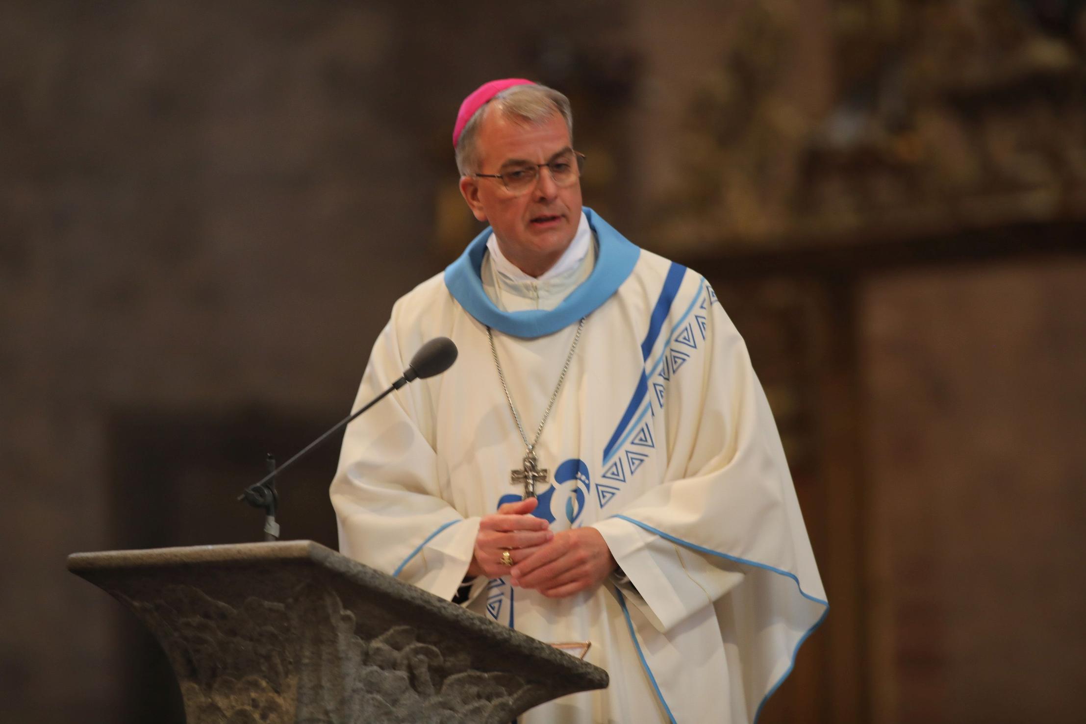 Weihbischof Peters beim abschließenden Gottesdienst.