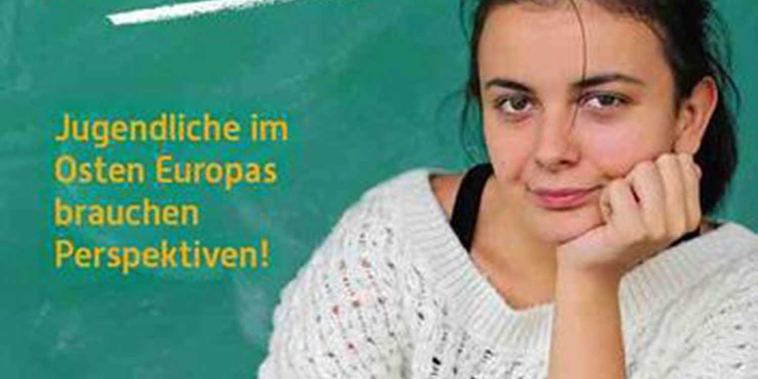Eine junge Frau auf dem Plakat der Renovabis