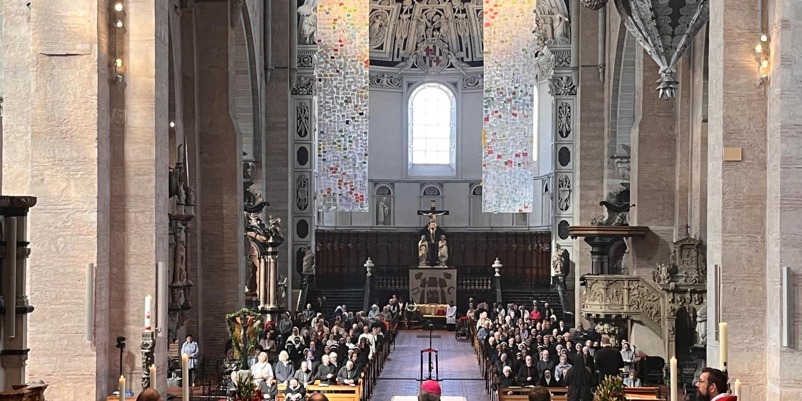 Pontifikalamt