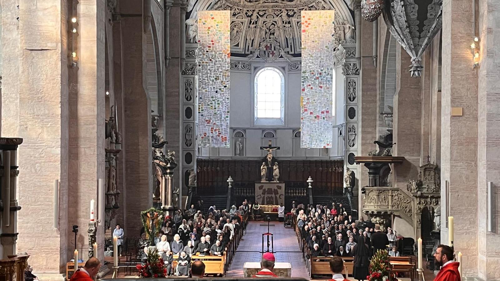 Pontifikalamt
