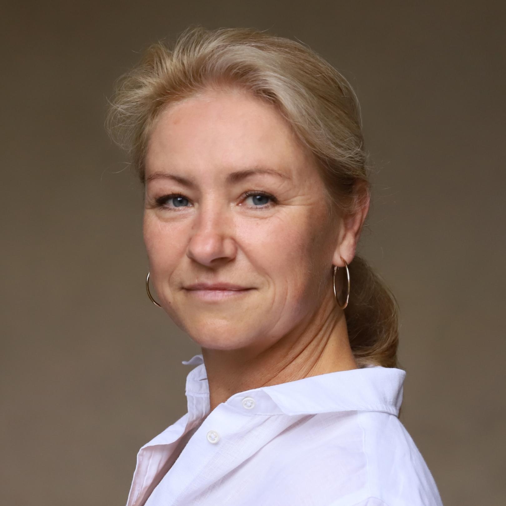 Porträt Bettina Emmerich