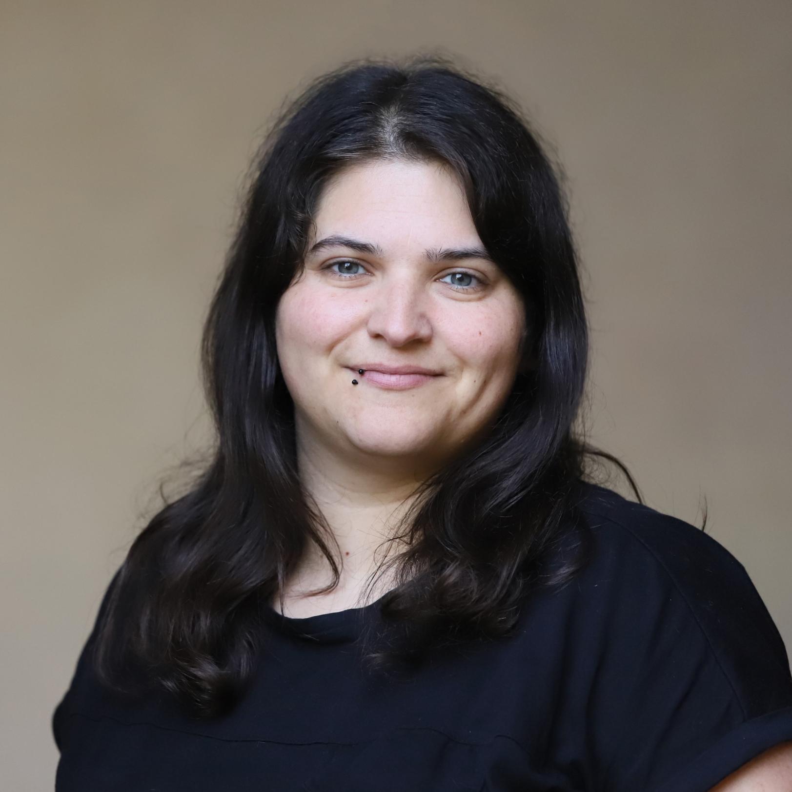 Portraitbild Isabelle Reisen