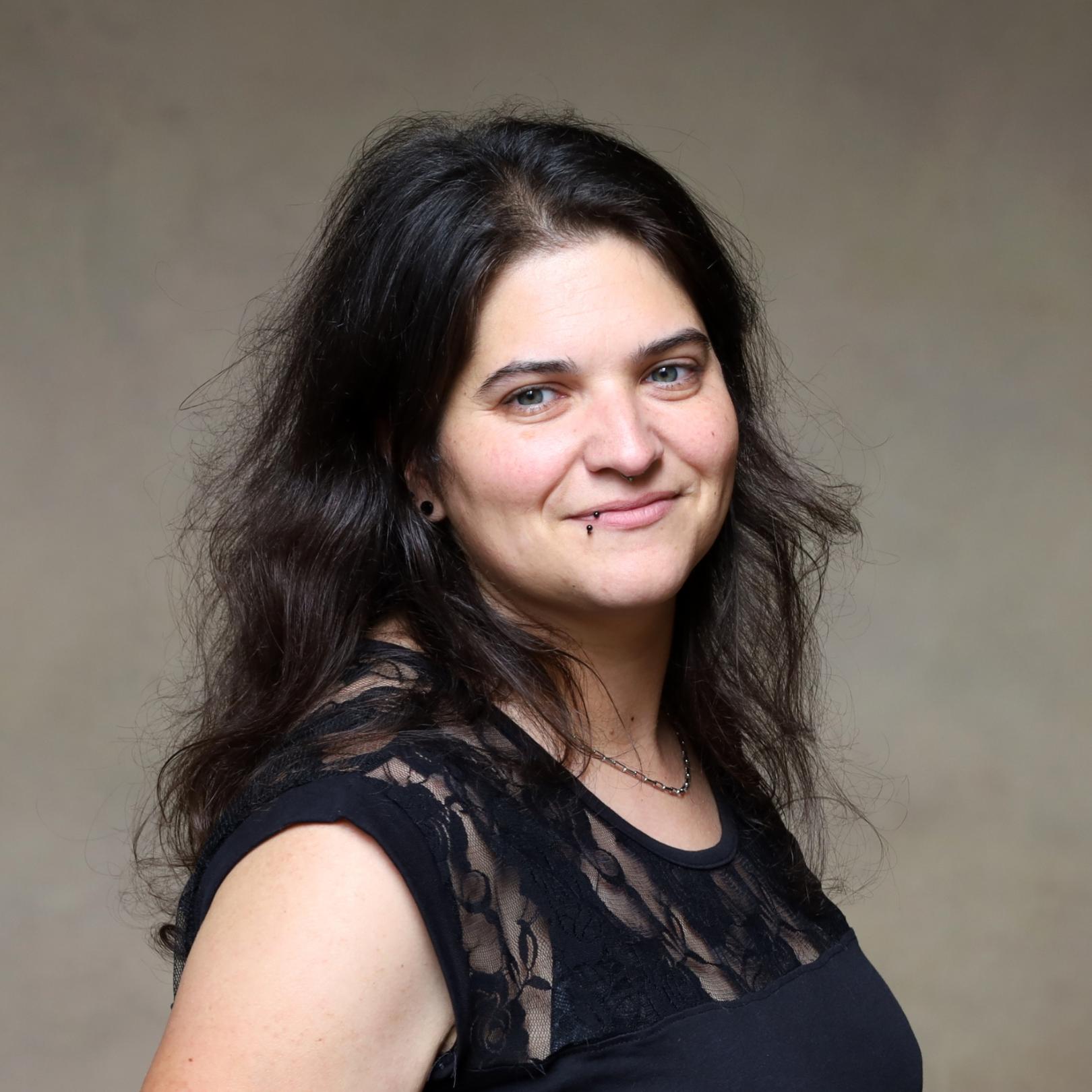 Portraitbild Isabelle Reisen