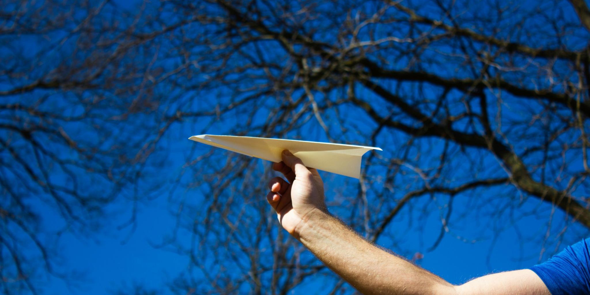 Papierflieger (c) Ben Soyka auf Unsplash Papierflieger