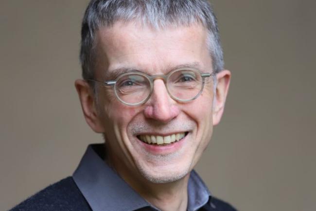 Stefan__Nober (c) Bistum Trier / Inge Hülpes Ein Portraitfoto von Stefan Nober