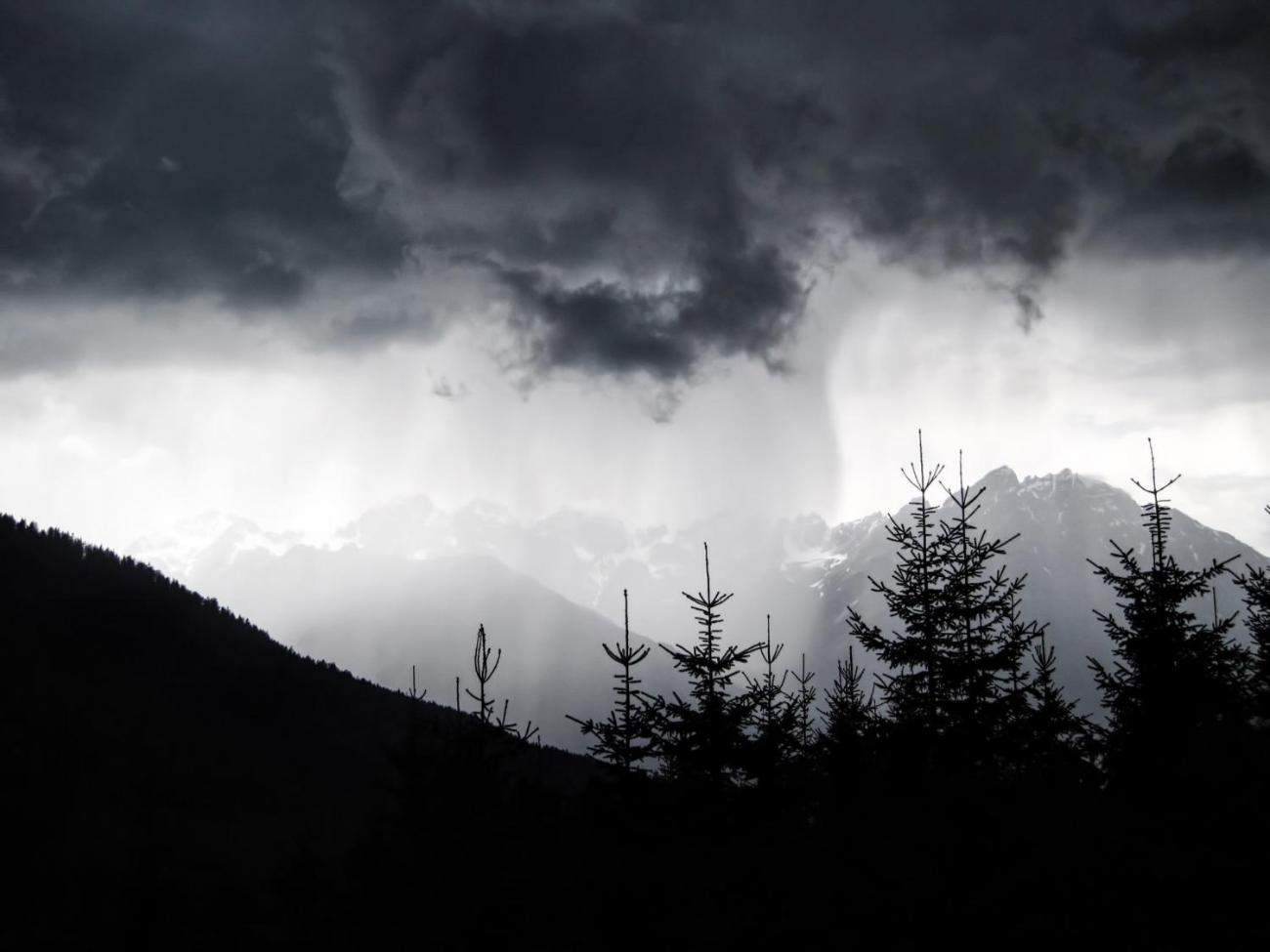 wolkenbruch_in_den_bergen_by_klaus_kegebein_pfarrbriefservice
