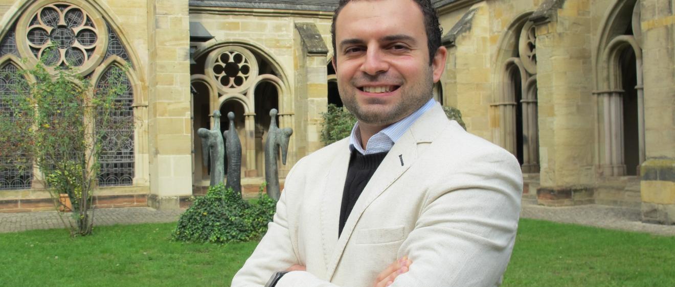 Personenfoto André Themoteo aufgenommen im Domkreuzgang Trier