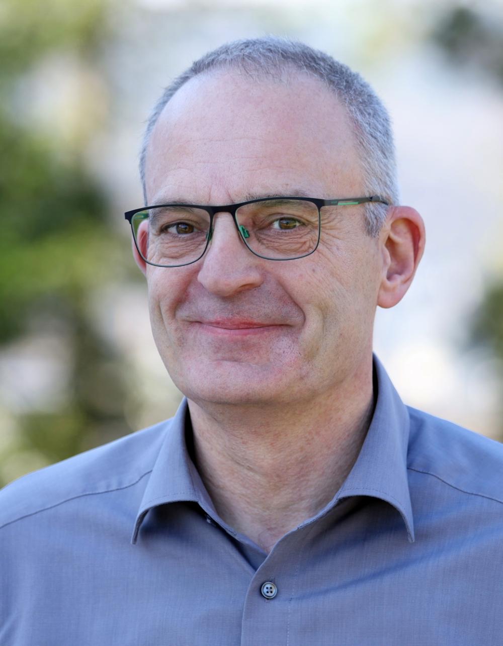 Dr. Thomas Equit